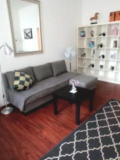 Stylish 2BR in Old Town Gem - 9