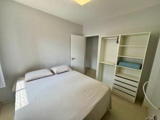 Apto 2 Quartos, Ar, garagem e Praia Central a Pé - 8