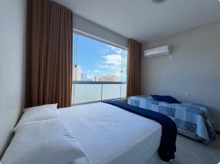 Apartamento no Porto da Barra com vista mar - 7