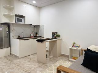 Cornerstone Suites - 5