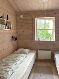 Charming Log Cabin 200 Metres From The Beach - 4