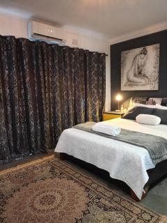 Vanilla Lee Corporate Suite - 9