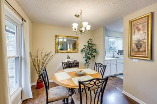 Near Lakes and Trails! Cozy Hot Springs Hideaway - 4