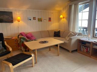 2-Bedroom Apartment With Balcony & Fireplace! - 8