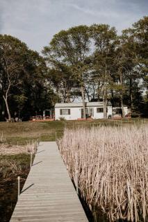 Centrally located - Perch Lake Bungalow - Hot-tub! - 2