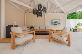 BrandNew Mansion 2 min to Eagle and Palm Beach includes HighEnd Amenities - 4