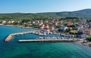 Amazing Home In Dobropoljana - 3