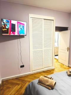 Frente a Primark Gran Via Apartamento nuevo y reformado a estrenar Full Equipado con Amenities - 7