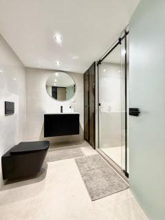 Villa 1 prestige with Pool & Private Guests Suites - 8