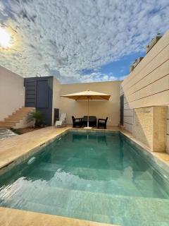 Villa 1 prestige with Pool & Private Guests Suites - 3