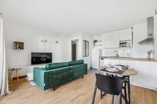 New 1BR, Balcony, 2 min station, 20 min Paris - 7