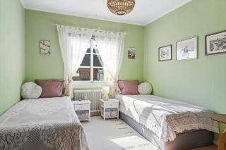 HAL599-Falkenberg-Villavaegen-9 - 2