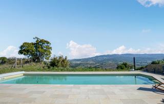 Amazing Home In Cinigiano - 2