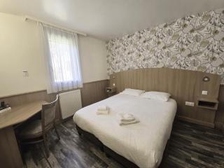 Logis Hôtel Restaurant Les Fontaines - 6