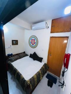 Gulshan Guest House - 3