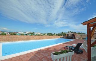 Gorgeous Apartment In Nin With Swimming Pool - 9