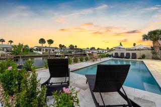 Brand New Saltwater Pool! - Waterfront Canal - Luxury Home - 9