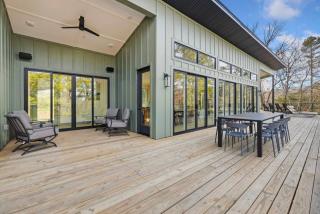 Lakeside Luxe-Lake Access-Hot Tub-Amazing Patio - 3