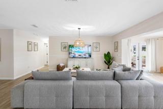 Brand New Saltwater Pool! - Waterfront Canal - Luxury Home - 1