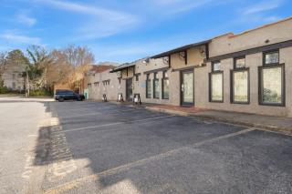 Rock Star On West-IN Entertainment District - 5