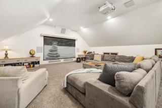 Spiker's Den-Sand Volleyball Courts-Hot Tub - 8