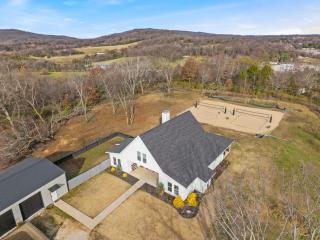Spiker's Den-Sand Volleyball Courts-Hot Tub - 7