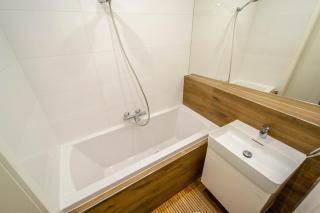 City Center Apartments near Synagogue - 9