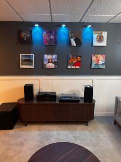 Ankenys Best Hot tub Theatre Room Game Room - 7