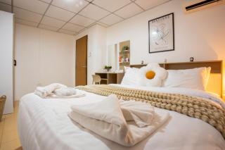 Cosy Lodge MRT Phra Ram 9 - 1