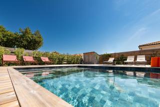 Villa contemporaine avec piscine - 1