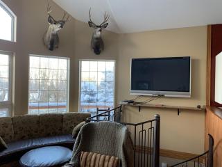 Snowed Inn Chalet by Fernie Central Reservations Right on the Slopes - 5