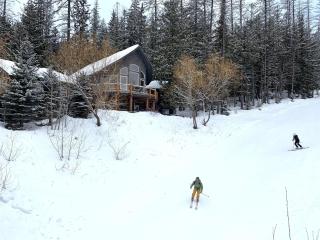 Snowed Inn Chalet by Fernie Central Reservations Right on the Slopes - 8