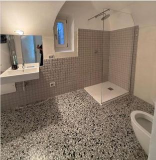 gli inferi, Design e Relax Vicino a Ferrari & Cibo - 5