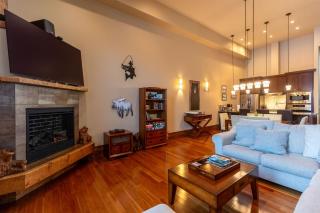 The Historic 901 Condos In the Heart of Fernie - Fernie - 4