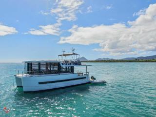 Luxury Villa Boat in Martinique Beachfront Hot Tub - 6