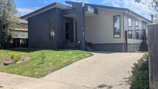 2 Thruxton St Cowes - 0