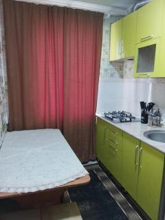 Apartment on Tole Bi with 3 rooms - 7