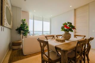 Modern apt with 2 BR BBQ and views - 1