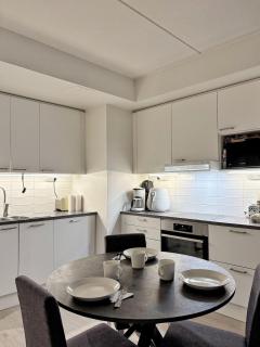 New one bedroom with terrace close to airport - 7