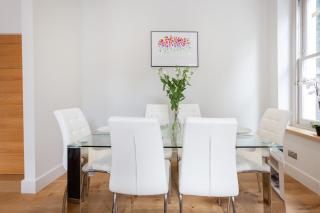 Modern Fitzrovia 3BR by Soho - London Centre - 2