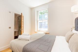 Modern Fitzrovia 3BR by Soho - London Centre - 1