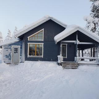 Functional cottage in a good location - 0