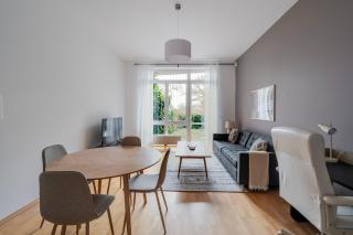 Blueground Vinohrady pool nr Riegrovy Sady PRG-85 - 0