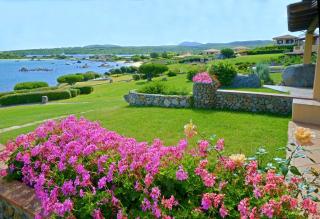 Residence with swimming pool in Marinella just 300 mt from the sea, apartments with sea view - 2