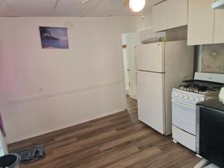 Cozy Coastal Rentals - 8