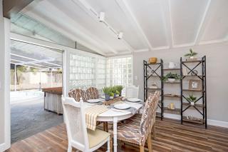 Fun pool home, 2 miles to Siesta - 8