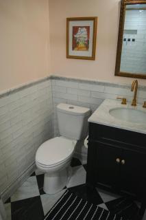 Capitol Hill Historic District A Street Apartment - 6