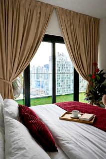 Luxury Burj Khalifa & Canal View Apartment, Business Bay, Downtown Dubai - 4