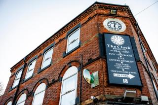 Upper Floor - Room 1 - 2