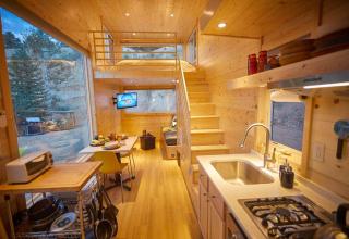 Bougie TinyHome w View & Hot Tub near Hot Springs - 0